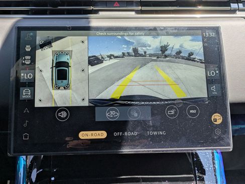 New 2025 Land Rover Range Rover Sport Dynamic SE image 9