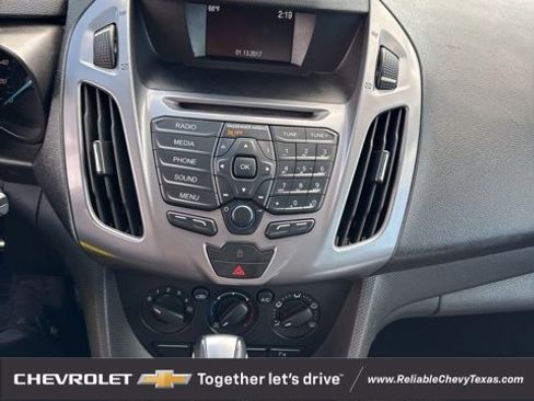 Used 2017 Ford Transit Connect XLT image 26