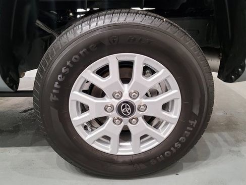 Certified 2025 Toyota Tacoma SR5 image 27