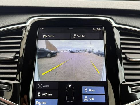 Used 2018 Volvo XC90 T6 Momentum w/ Convenience Package AWD/4WD image 40