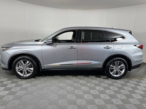 Certified 2024 Acura MDX FWD image 2