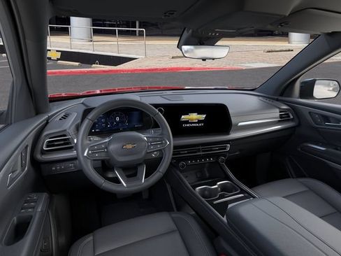 New 2027 Chevrolet Traverse LT w/ Midnight/Sport Edition FWD image 15