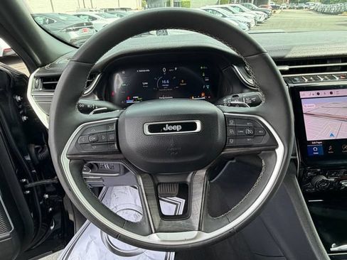 Used 2024 Jeep Grand Cherokee Limited 4xe AWD/4WD image 18