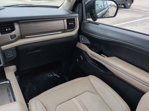 Certified 2023 Ford Expedition Max Limited AWD/4WD image 17