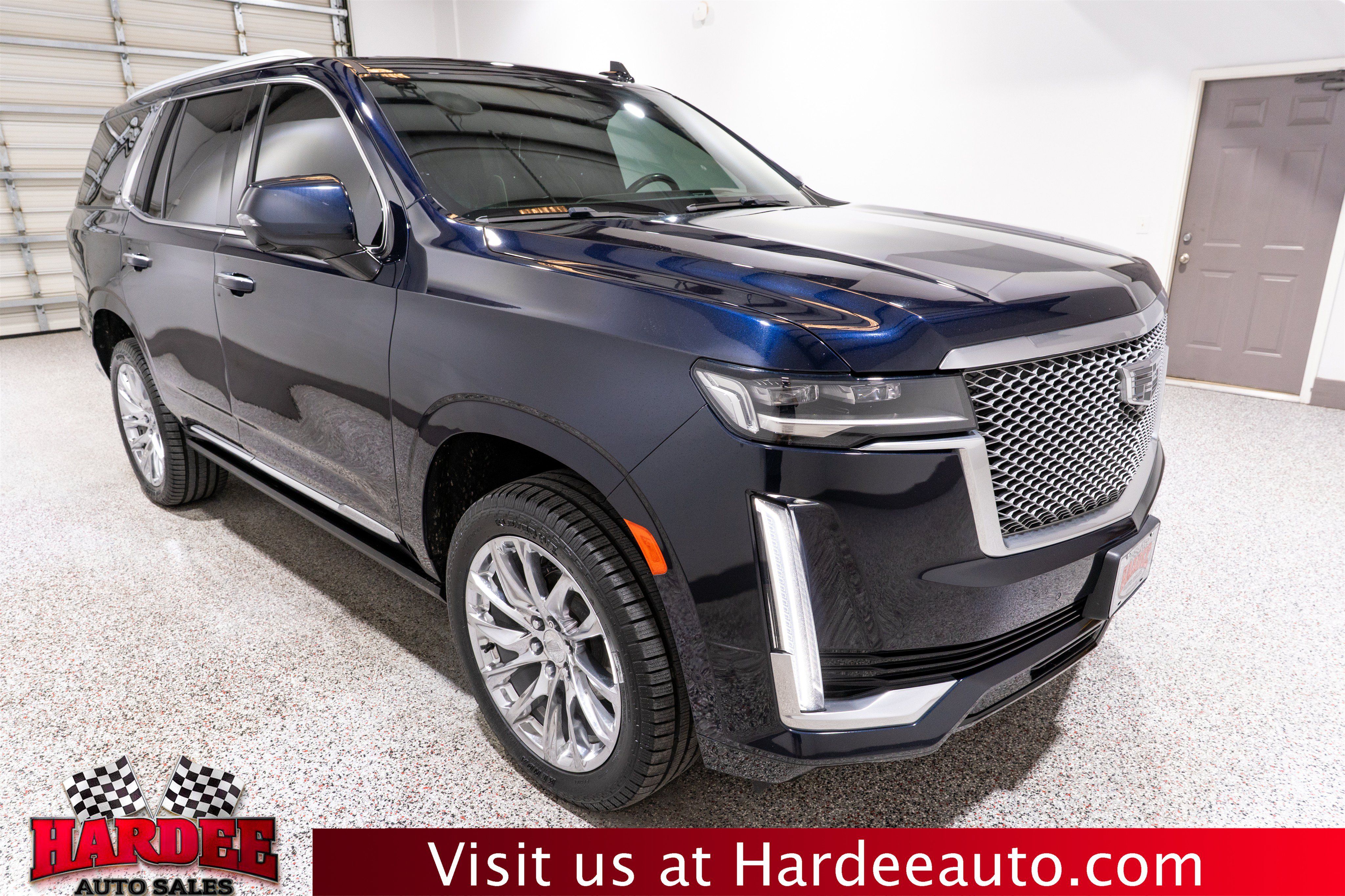 Used 2021 Cadillac Escalade Premium Luxury w/ Driver Assist Tech Package RWD image 6