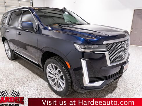 Used 2021 Cadillac Escalade Premium Luxury w/ Driver Assist Tech Package RWD image 6