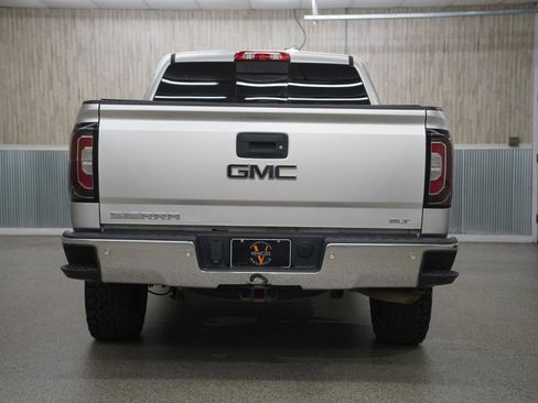 Used 2018 GMC Sierra 1500 SLT image 8