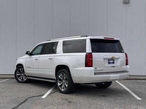 Used 2016 Chevrolet Suburban LTZ image 3