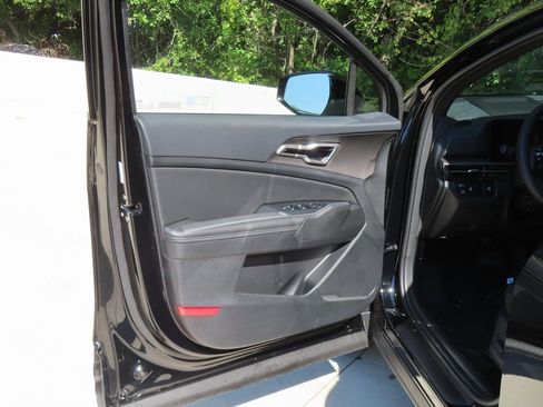 Certified 2026 Kia Sportage X-Line w/ X-Line Premium Package image 23