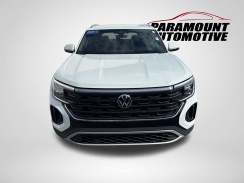 Certified 2024 Volkswagen Atlas Cross Sport SE AWD/4WD image 2