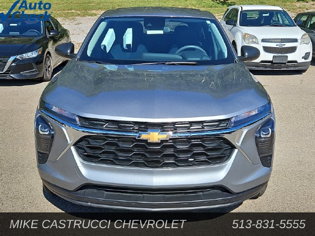 Used 2024 Chevrolet Trax LS FWD image 8