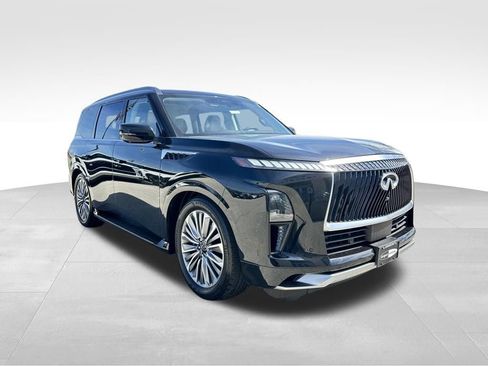 Used 2025 INFINITI QX80 Sensory AWD/4WD image 6