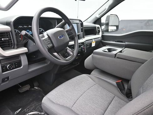 New 2026 Ford F250 XL AWD/4WD image 19
