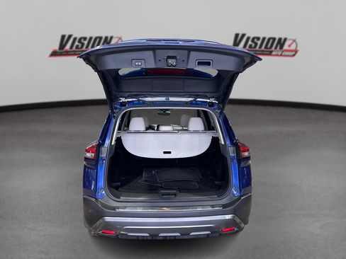 Used 2023 Nissan Rogue SL w/ SL Premium Package image 11