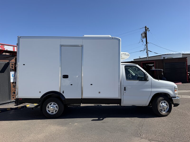 Used 2024 Ford E-350 and Econoline 350 Super Duty w/ Power Windows & Locks Group RWD image 2