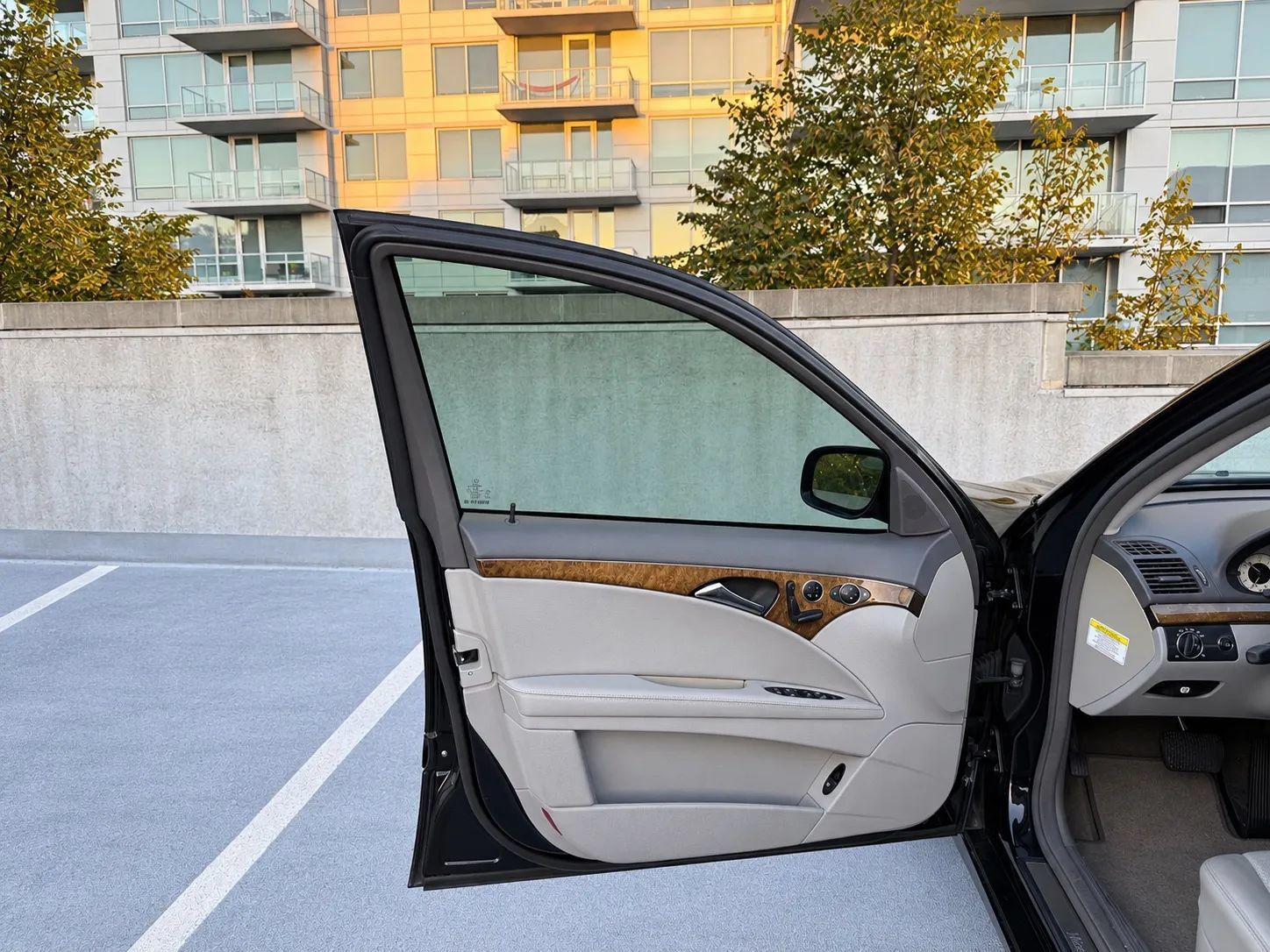 Used 2007 Mercedes-Benz E 350 Sedan image 13