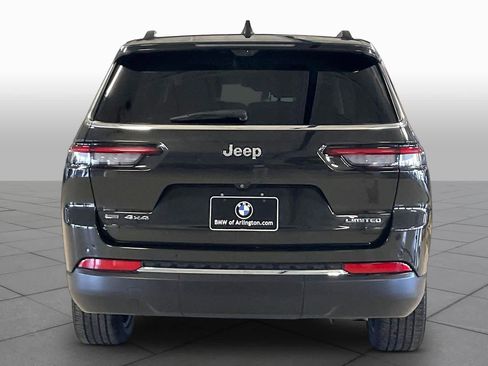 Used 2023 Jeep Grand Cherokee L Limited w/ Luxury Tech Group II AWD/4WD image 4