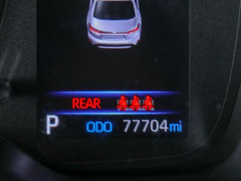 Used 2022 Toyota Corolla SE FWD image 16