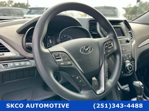 Used 2018 Hyundai Santa Fe Sport image 19