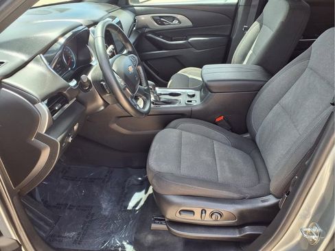 Used 2023 Chevrolet Traverse LT AWD/4WD image 20