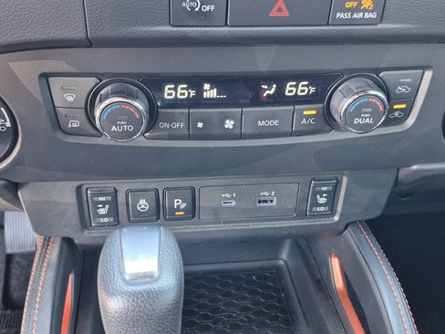 Used 2024 Nissan Frontier PRO-4X w/ Pro Convenience Package AWD/4WD image 32