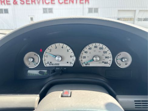 Used 2004 Ford Thunderbird Pacific Coast RWD image 12