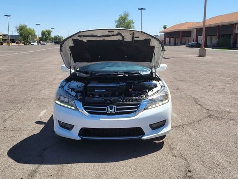 Used 2014 Honda Accord Touring image 37