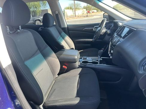 Used 2020 Nissan Pathfinder S AWD/4WD image 24