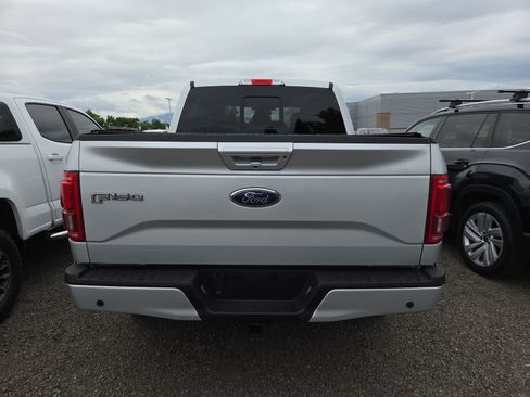 Used 2016 Ford F150 Lariat w/ Equipment Group 502A Luxury AWD/4WD image 4