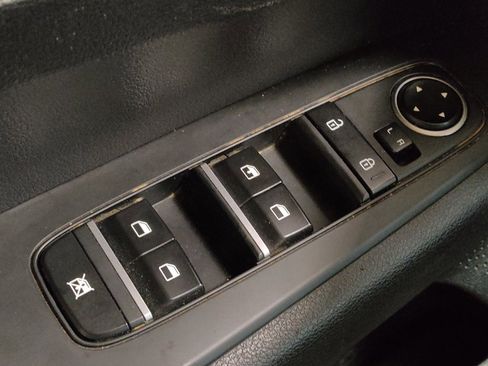 Used 2024 Kia Forte LXS w/ LXS Technology Package image 27