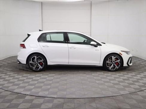 New 2025 Volkswagen GTI SE image 4