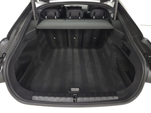Used 2023 BMW i4 eDrive40 w/ Premium Package RWD image 9