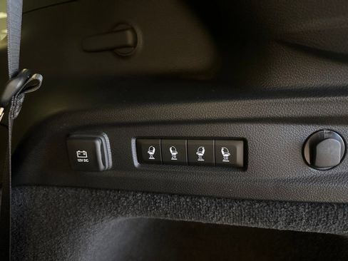 Used 2023 Jeep Grand Cherokee L Overland AWD/4WD image 51
