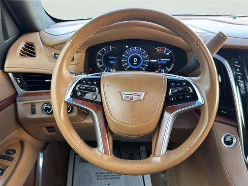 Used 2017 Cadillac Escalade Platinum AWD/4WD image 31