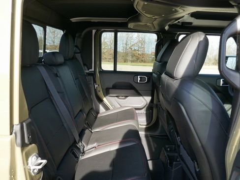 New 2026 Jeep Gladiator Rubicon AWD/4WD image 12