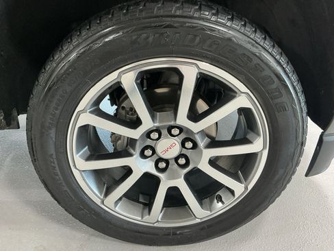 Used 2017 GMC Canyon Denali AWD/4WD image 9