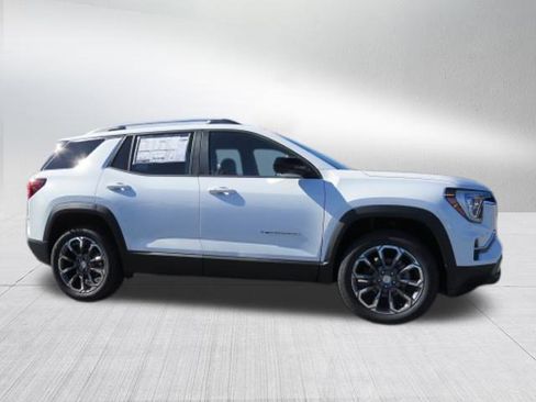 New 2026 GMC Terrain Elevation w/ Elevation Premium Package image 2