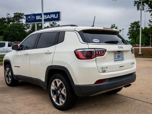 Used 2019 Jeep Compass Limited AWD/4WD image 4