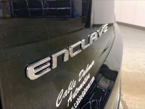 Used 2025 Buick Enclave Sport Touring image 8