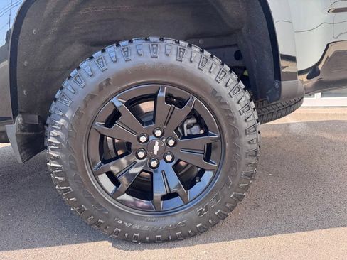 Used 2021 Chevrolet Colorado Z71 w/ Z71 Midnight Edition AWD/4WD image 33