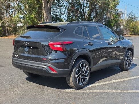 Used 2024 Chevrolet Trax RS w/ Driver Confidence Package image 7