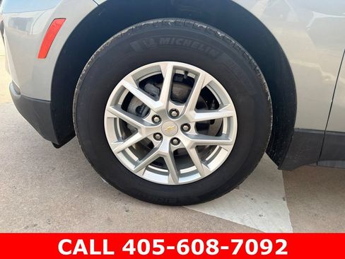 Used 2023 Chevrolet Equinox LT FWD image 9
