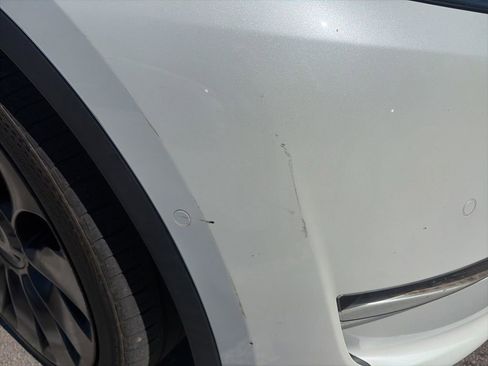 Used 2021 Tesla Model Y Performance AWD/4WD image 3