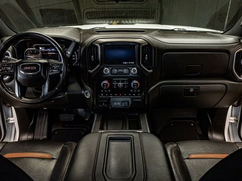 Used 2021 GMC Sierra 2500 AT4 w/ AT4 Premium Plus Package image 19