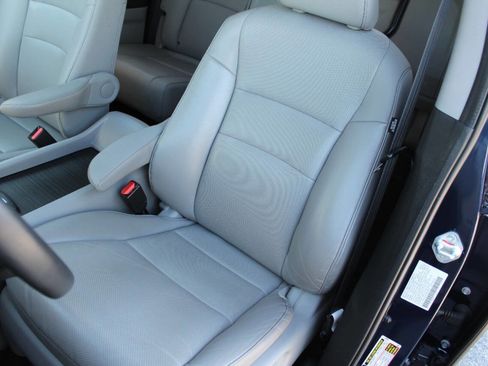 Used 2023 Honda Ridgeline RTL image 3