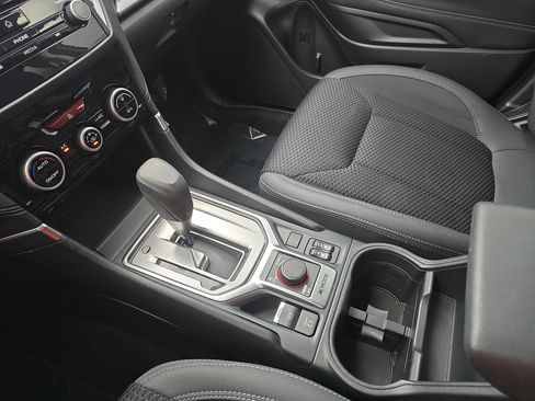 Used 2020 Subaru Forester Premium AWD/4WD image 25