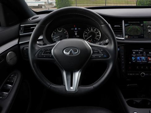 Used 2023 INFINITI QX55 Essential AWD/4WD image 9
