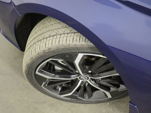 Used 2024 Nissan Altima 2.5 SR w/ SR Premium Package FWD image 39