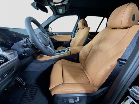 New 2026 BMW X5 xDrive50e w/ M Sport Package image 12