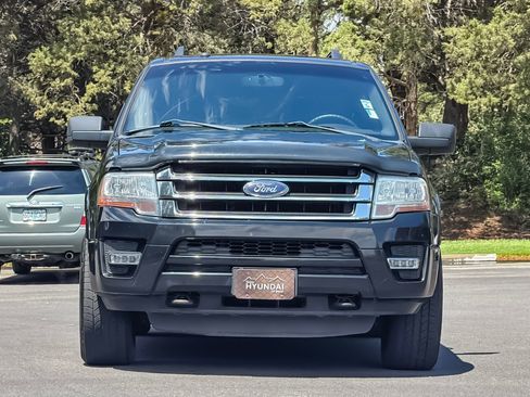 Used 2016 Ford Expedition EL XLT w/ Equipment Group 202A AWD/4WD image 10